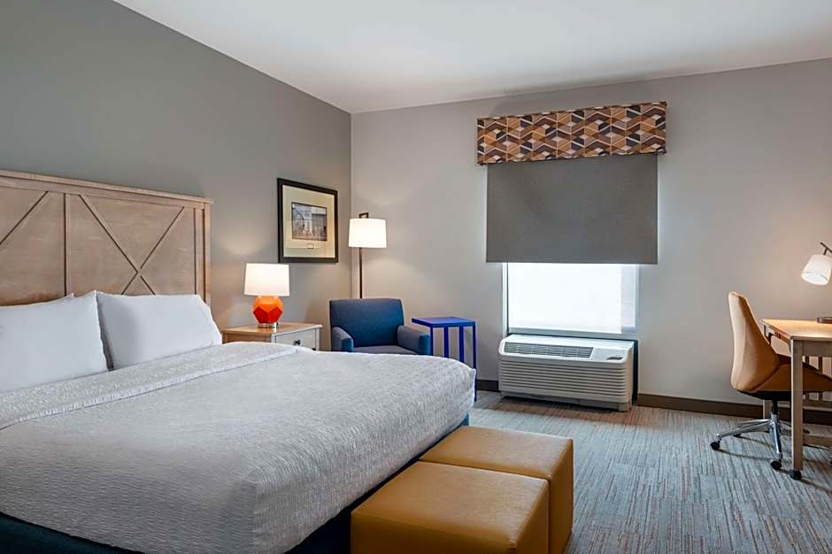 Hampton Inn By Hilton And Suites Dodge City