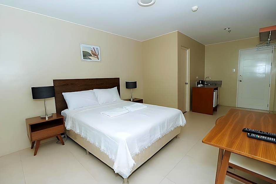 RedDoorz near Osmena Highway 1