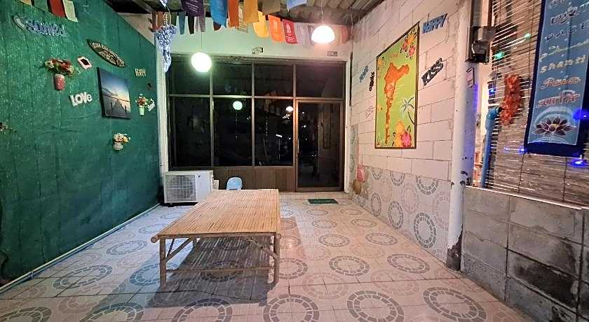 Runa Group House Samed 