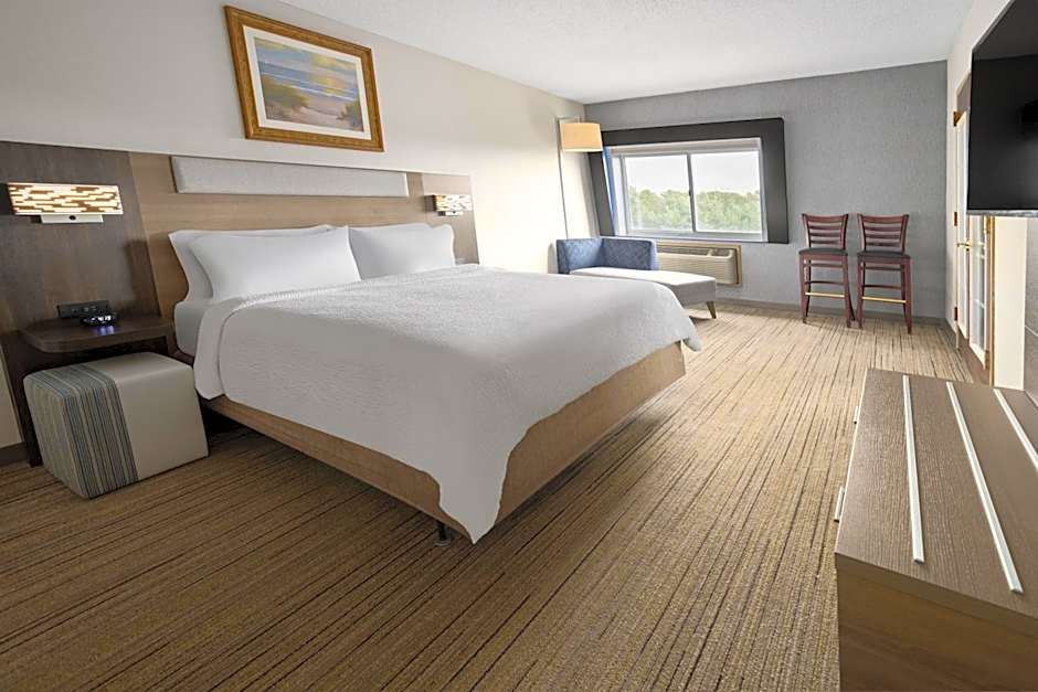 Holiday Inn Express Stony Brook-Long Island By IHG