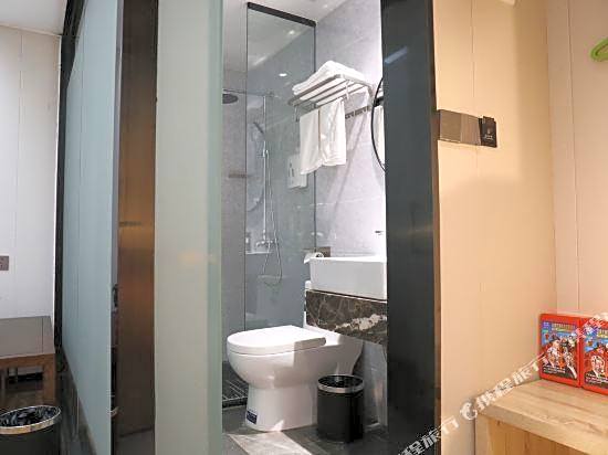 Wenxing Xiyue Hotel (Guangzhou Baiyun Railway Station Mawu Branch)
