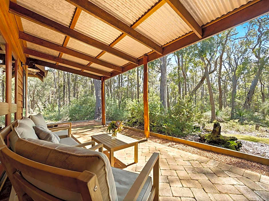 Forest Rise Chalets and Lodge