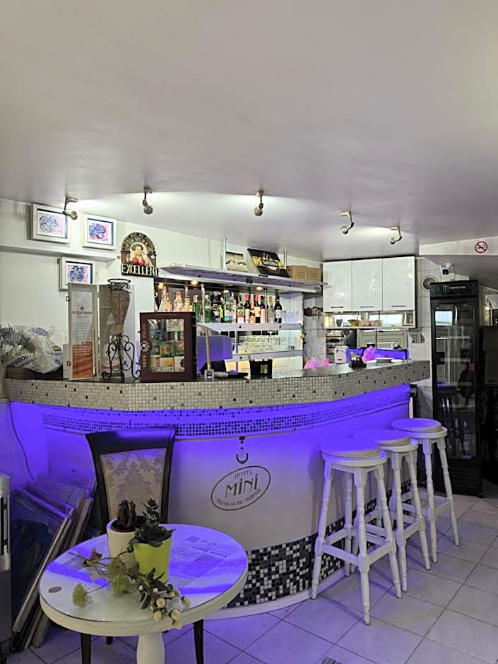Mini Hotel-Bohemi