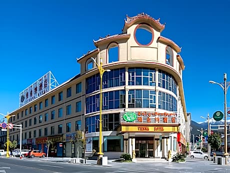 Vienna Hotel Tibet Linzhi Pedestrian Street Hebin Road