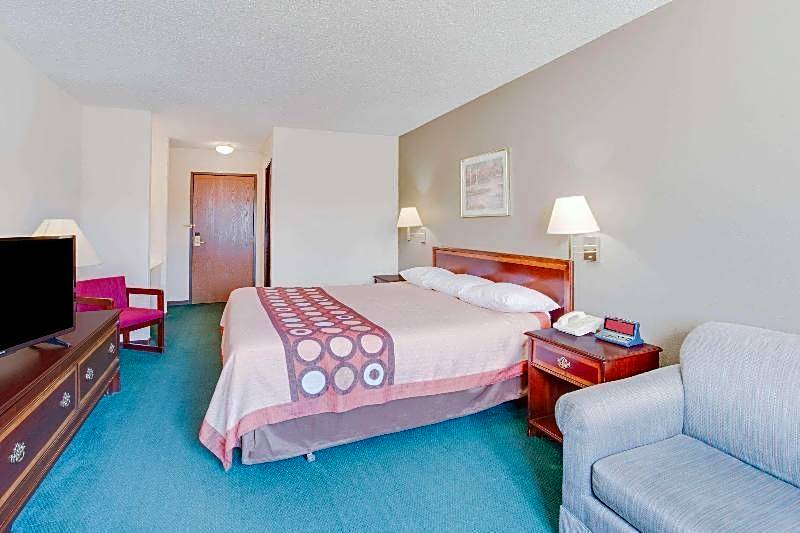 Super 8 by Wyndham Springfield/Battlefield