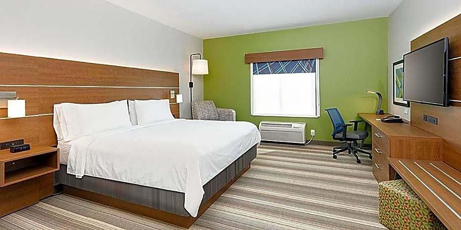Holiday Inn Express Hotel & Suites Denton By IHG