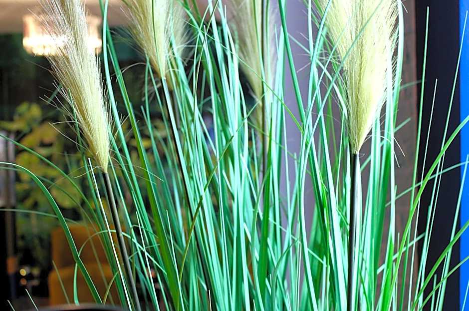 1 Craven Hill Gardens