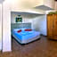 Ford Hotel