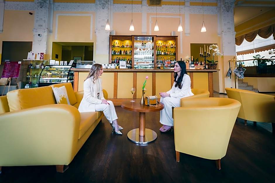 BRISTOL Hotel Opatija