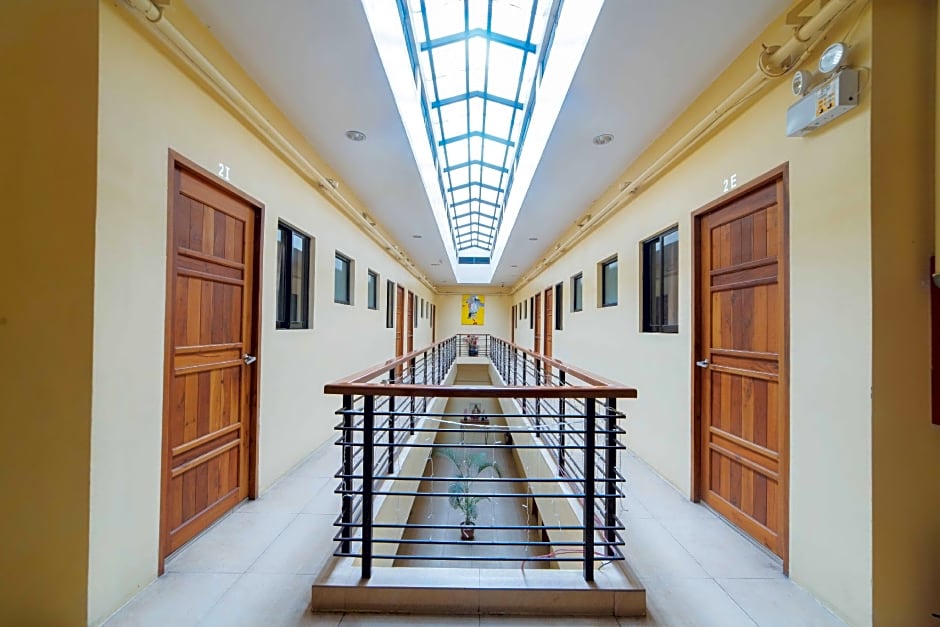 Reddoorz near New Government Center