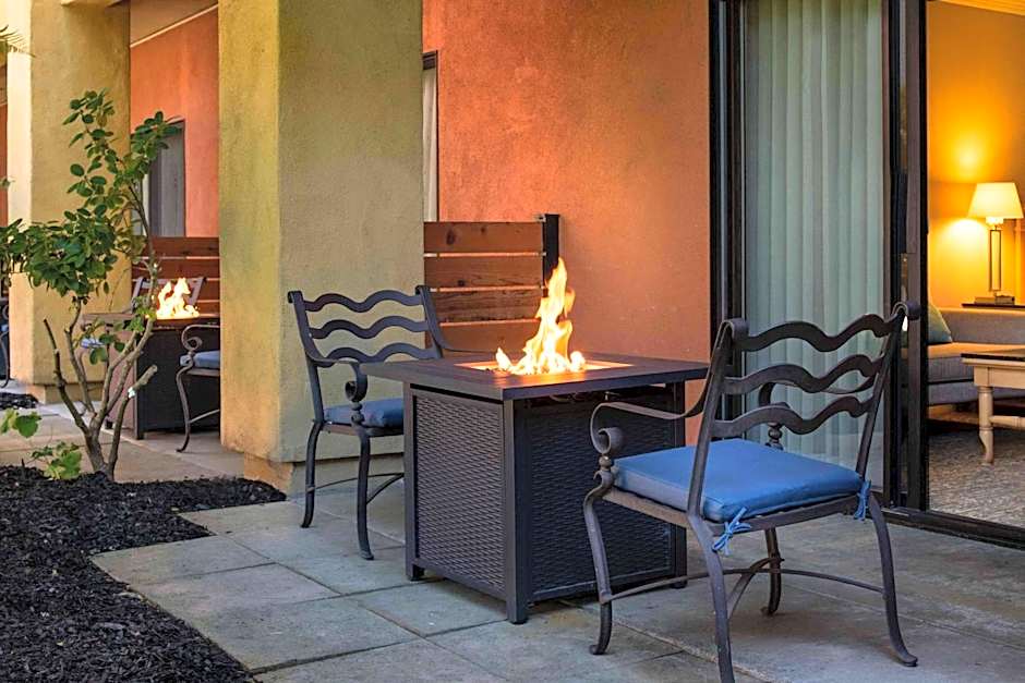 DoubleTree By Hilton Hotel Sonoma Wine Country
