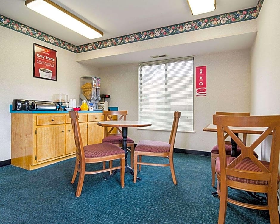 Econo Lodge Richmond