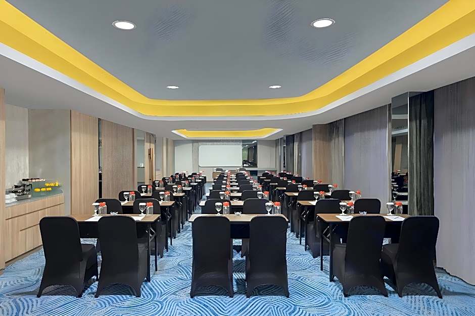 Harper Banjarmasin by ASTON