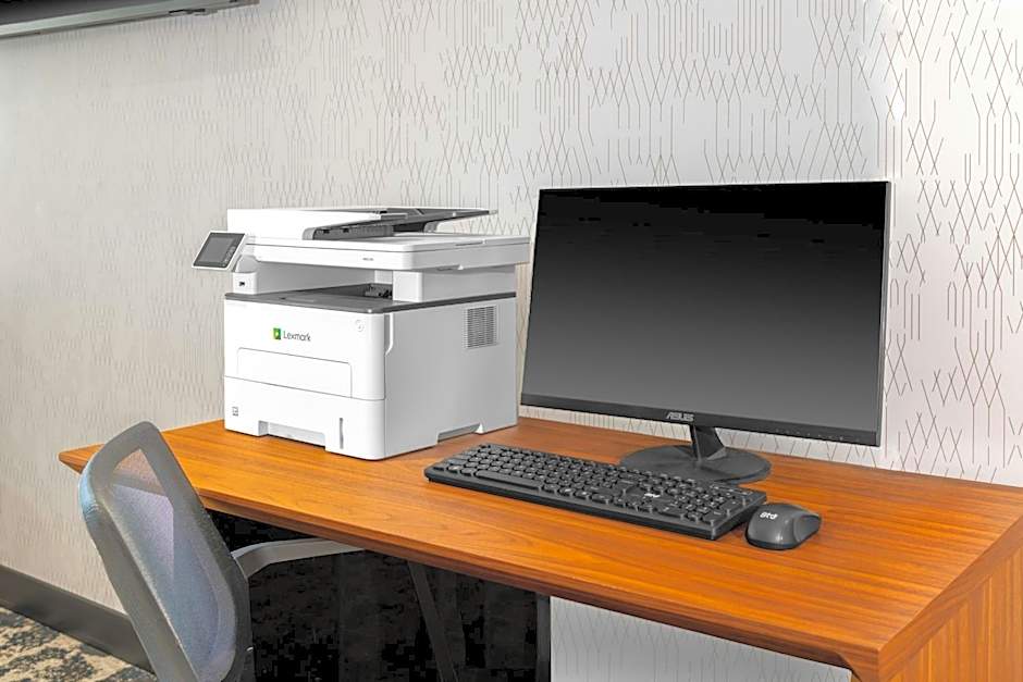 Fairfield by Marriott Inn & Suites Norfolk