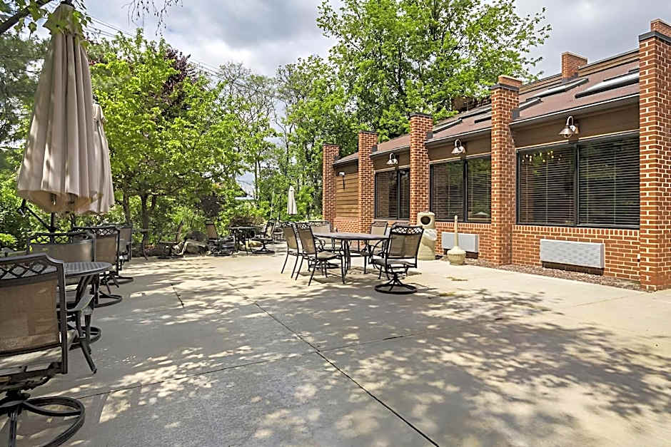 Quality Inn & Suites Altoona