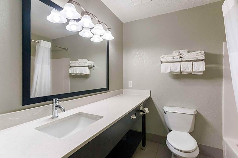 Quality Inn & Suites