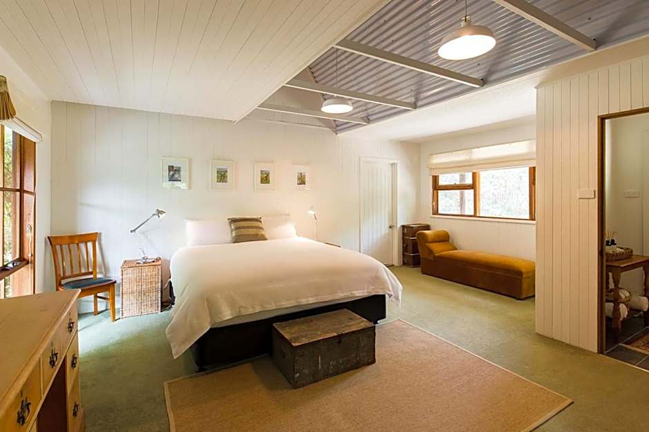Braeside Mount Macedon Country Retreat Bed and Breakfast
