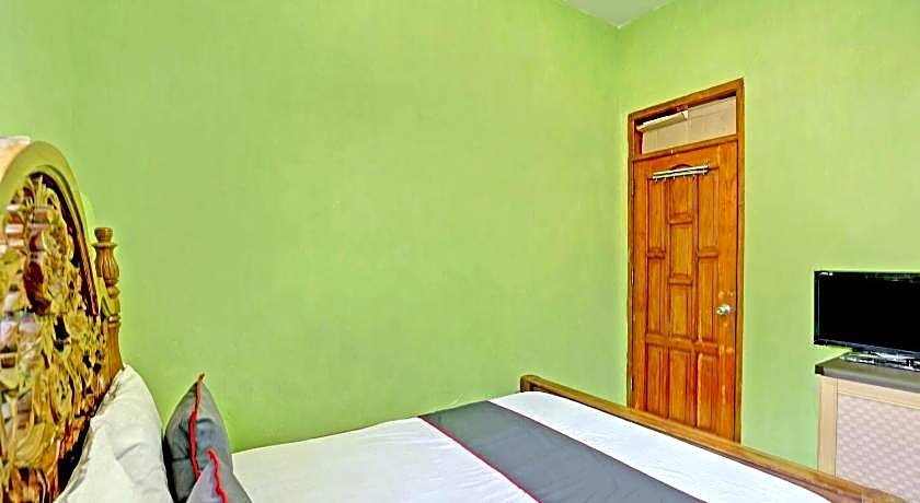 Collection O 92897 Hotel Intan Near Kantor Syahbandar Bawean