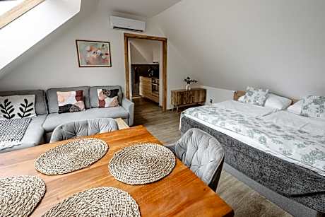 Deluxe Family Suite