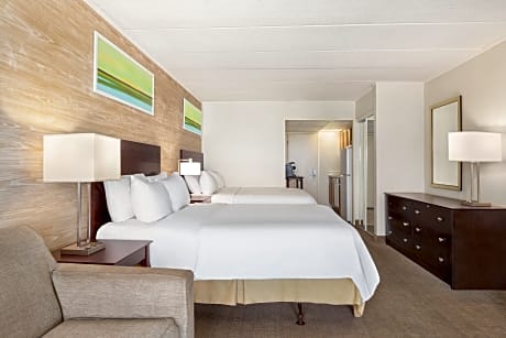suite, 2 queen beds, ocean view