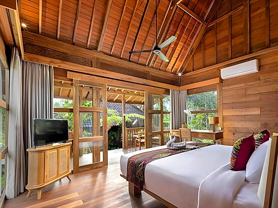 Villa Kayu Lama