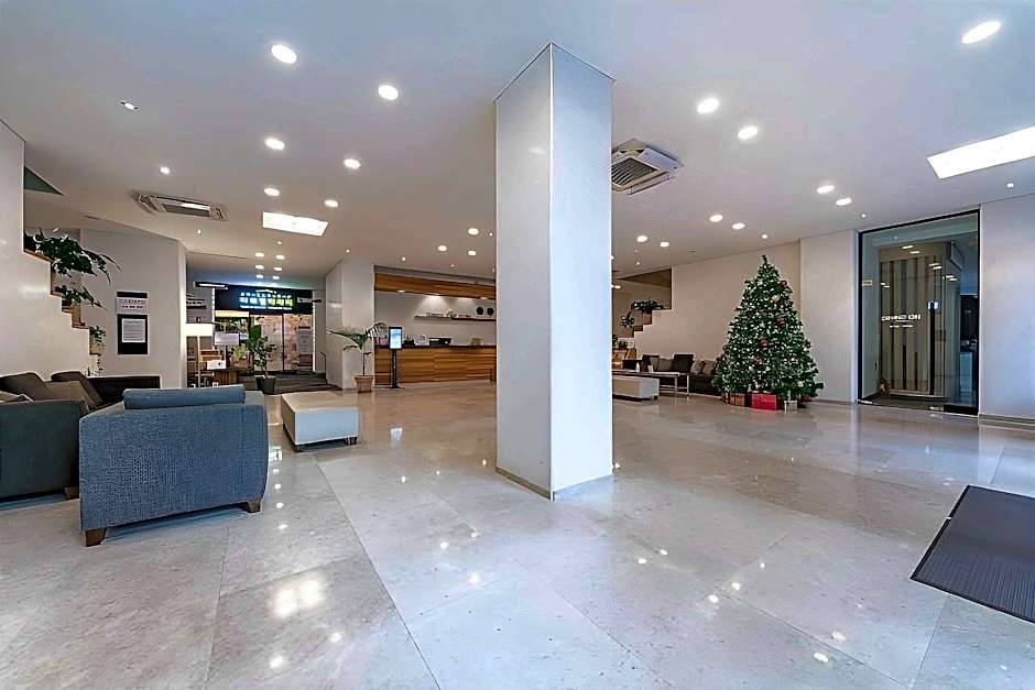 Towerhill Hotel