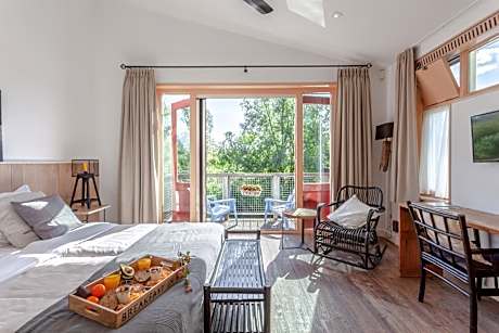 Twin Room with Balcony