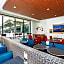 Holiday Inn Express & Suites Pittsburgh North Shore By IHG