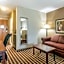 Quality Suites Paducah I-24
