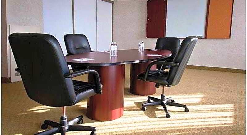 Clarion Hotel & Conference Center Fort Erie