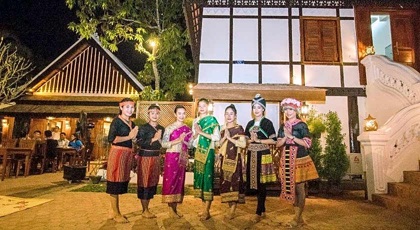 Royal Peacock Boutique Hotel