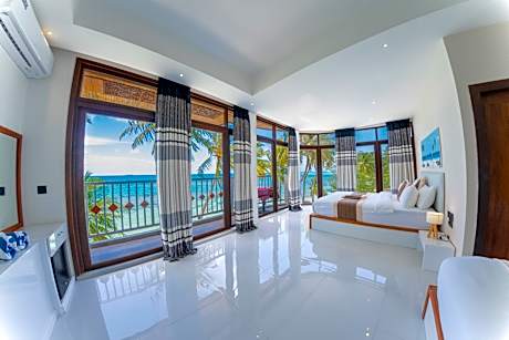 Heron Beach Hotel