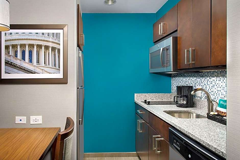Homewood Suites by Hilton Washington DC NoMa Union Station