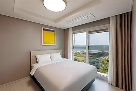 Ocean Terrace Suite Two Room