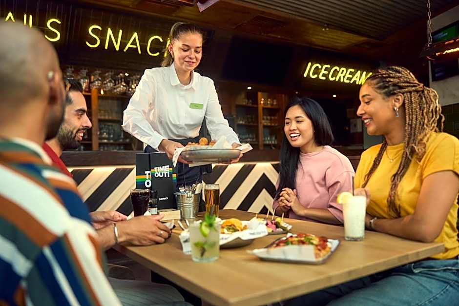 Hotel De Vossemeren by Center Parcs