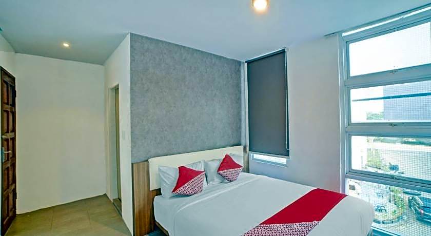 OYO 90559 Gamacity Residence