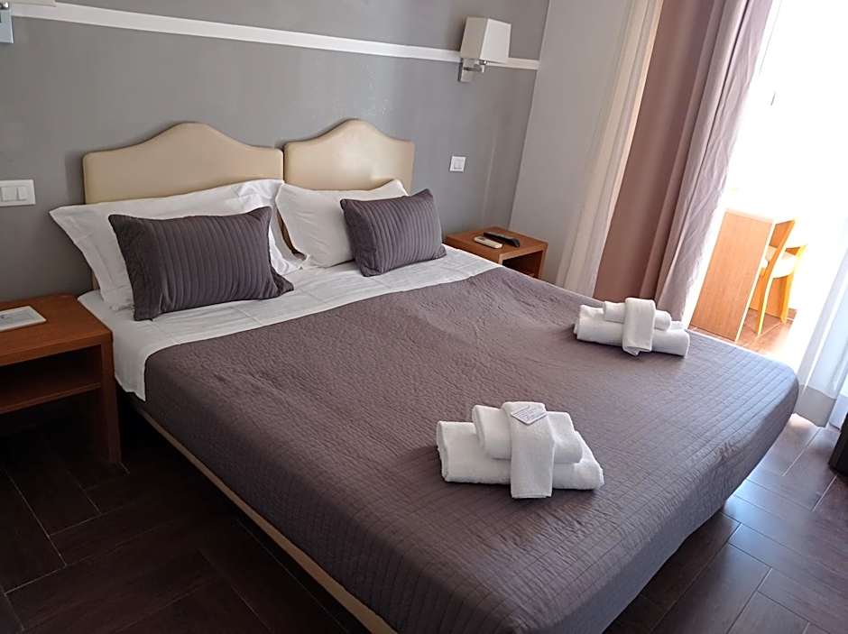 Rome Travellers Hotel