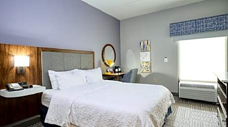 1 Qn Mobility Access Roll In Shower Nosmok