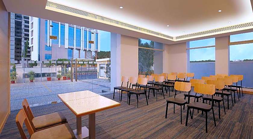 Holiday Inn Express Nashik Indira Nagar By IHG