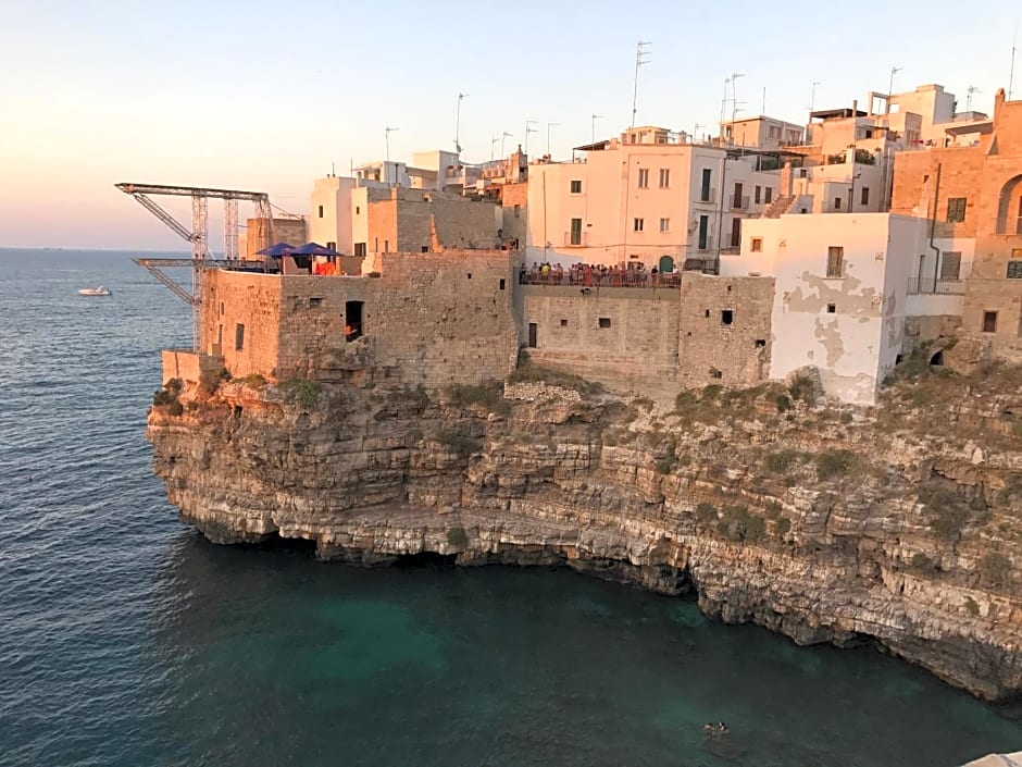 Amare Il Mare – Polignano a Mare, LA