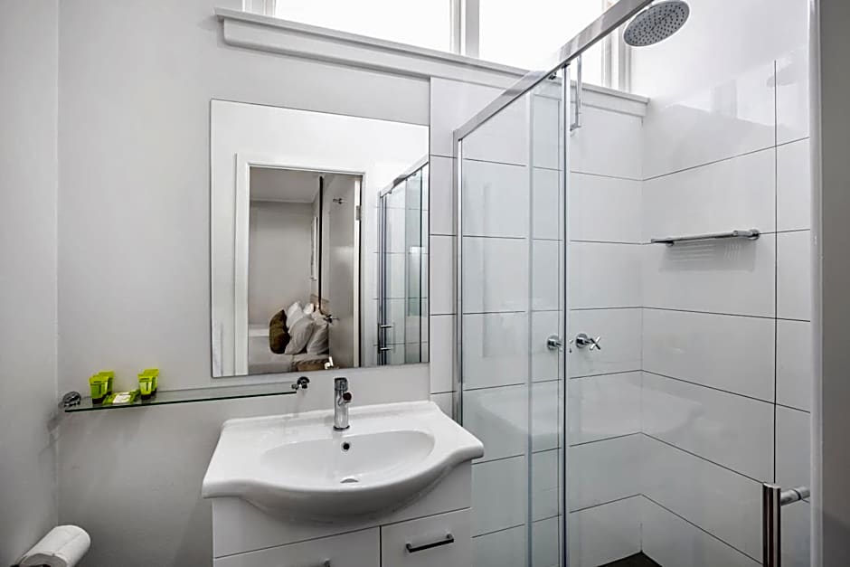 Nightcap at Hume Hotel