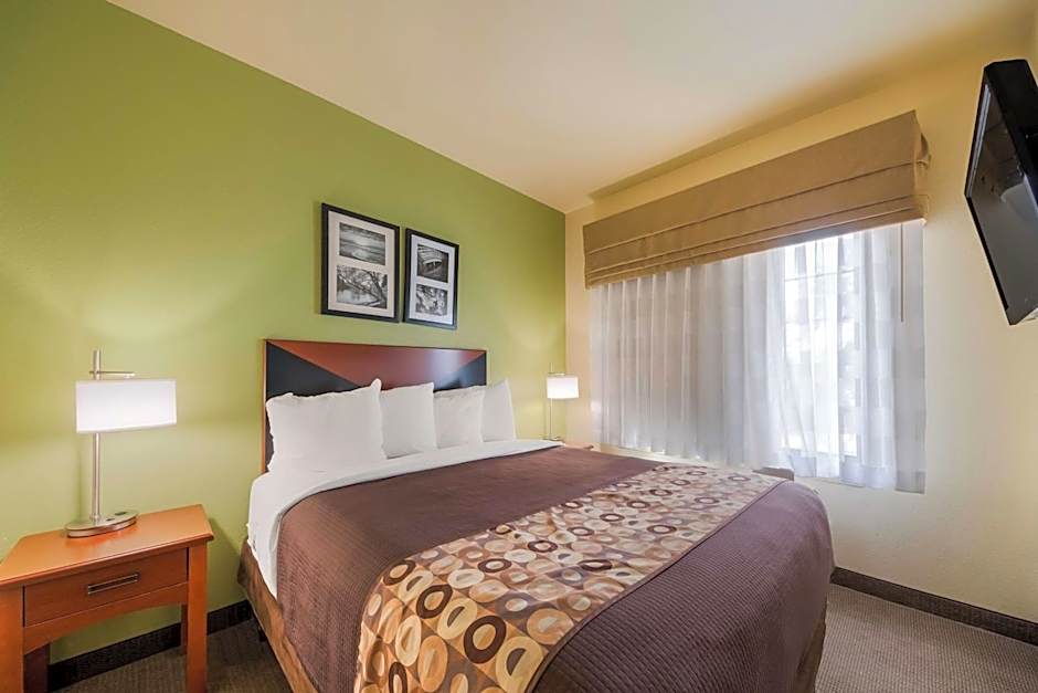 SureStay Plus Hotel by Best Western San Antonio SeaWorld