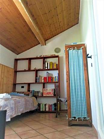 Single Room with Private Bathroom