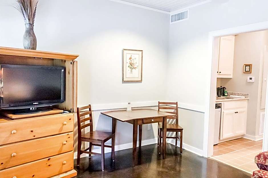 The Lodge at The Bluffs