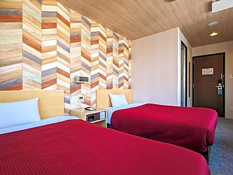 Renewal Standard Twin Room - Smoking (E-Cigarets Only)