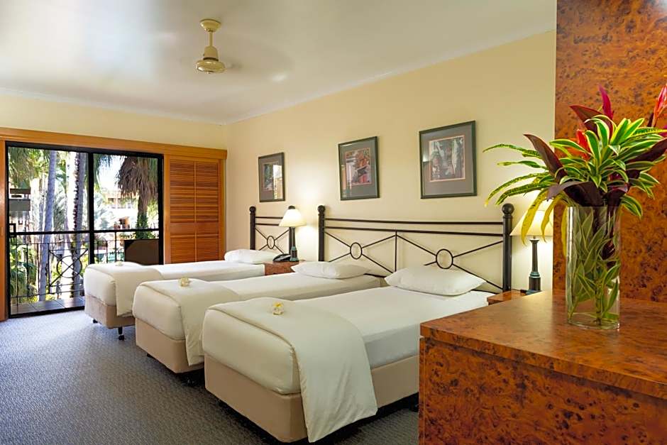 Palm Royale Cairns Resort