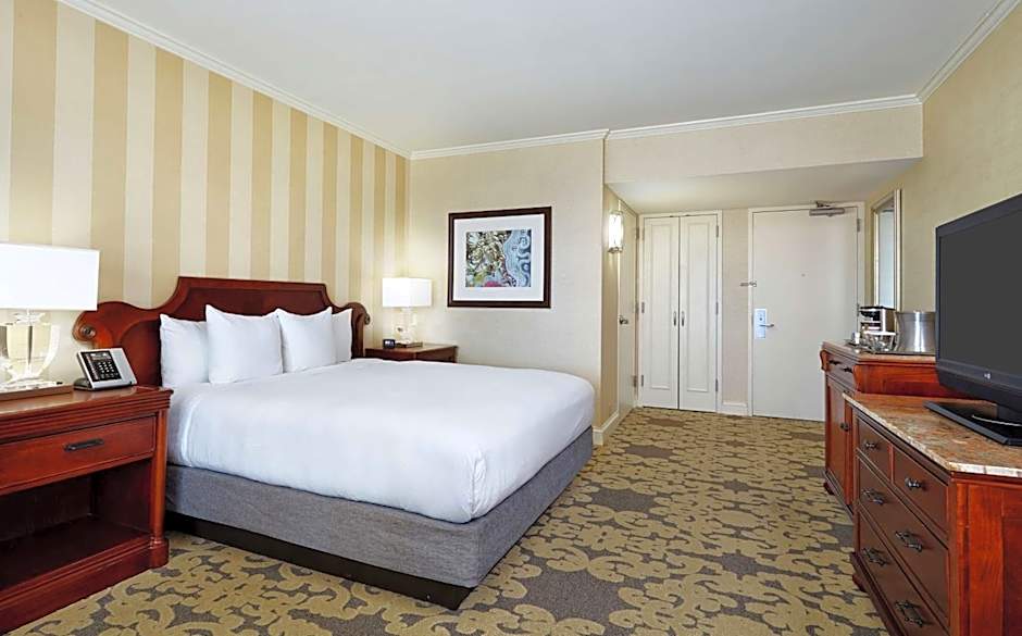 Hilton New Orleans Riverside