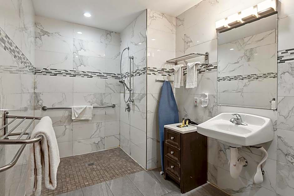 Hotel H-Wood