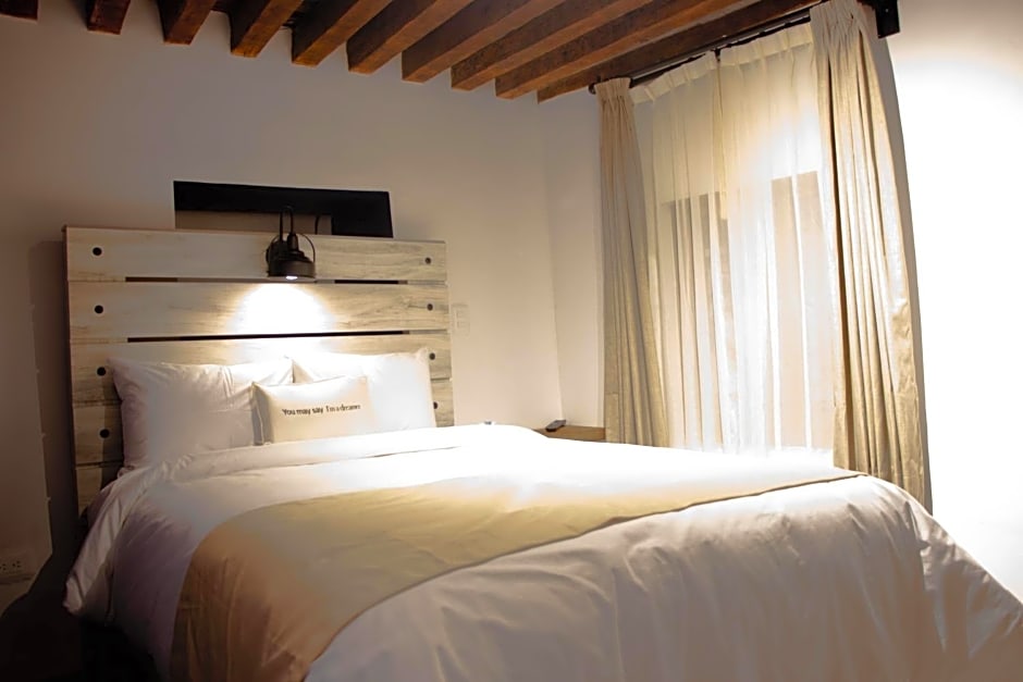 Casa 14 Concept House