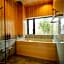 Kaminarimon Ryokan